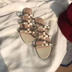 2020春夏新作 サンダル ヴァレンティノ VALENTINO 3色可選 驚きの破格値大得価