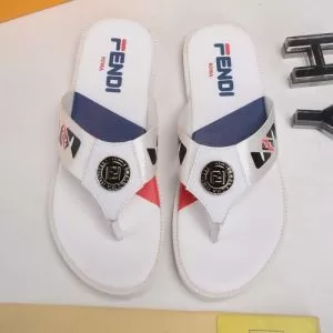 スタイルを綺麗に サンダル 2020年春夏のトレンドアイテム フェンディ FENDI ぜひ今年のトレンドをチェック
