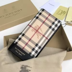 お洒落トレンド人気 バーバリー BURBERRY 財布ウォレッ 《2020年》今、注目のストリート