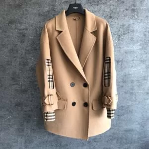 やっぱり優しい色 バーバリー BURBERRY 【2020秋冬トレンド】押さえておきたい パーカー 2色可選 サイズのよさを感じる新作