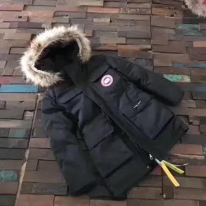 【新アイテム】 2020秋冬 カナダグース Canada Goose ダウンジャケット 3色可選