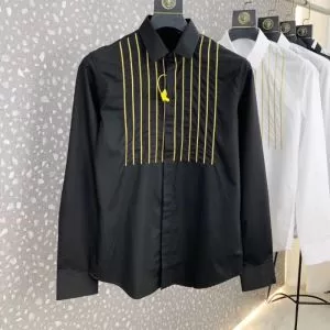 2色可選 コーデの完成度を高める フェンディ FENDI この時期の一番人気は シャツ さらに魅力的