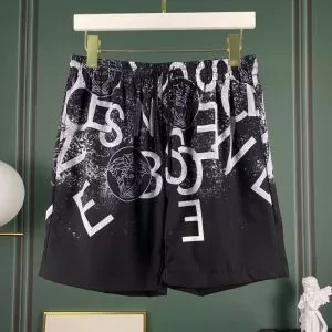 コーデの完成度を高める ヴェルサーチ VERSACE ショートパンツ この時期の一番人気は