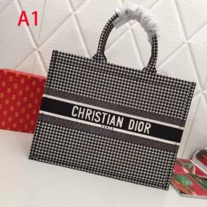 春夏のトレンドアイテム ディオール DIOR 大人の可愛さを引き立て 多色選択可 レディースバッグ 大人カジュアル夏ファッション2020
