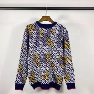 薄手で軽量なのにとても暖かい ニットパーカー BURBERRY バーバリー 2020秋冬トレンドデザイン