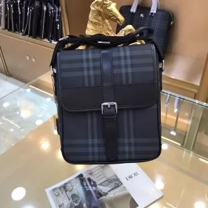 バーバリー BURBERRY ビジネスバッグ 2020年の春夏に着たい る春夏おすすめの人気商品