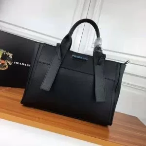 人気急上昇中 PRADA プラダ ハンドバッグ 3色可選 秋冬超人気の最新作 海外先行発売