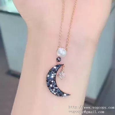 今年春夏ファション流行り スワロフスキー SWAROVSKI ネックレス 2020春夏の大注目トレンド