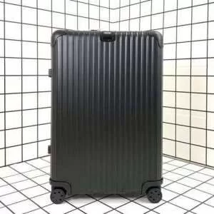 ブランドの話題の新作も リモワ Rimowa 大人っぽく着こなし スーツケース2020SSのトレンド商品