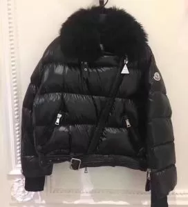 2020最新コラボ ダウンジャケット MONCLER やっぱり優しい色 モンクレール 活躍するトレンドアイテム