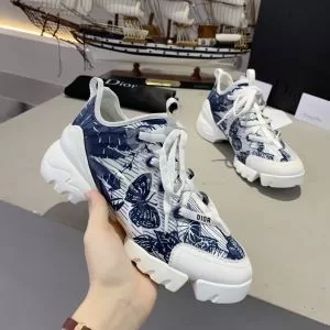 お洒落で秋冬注目トレンド ランニングシューズ 【2020秋冬】の注目トレンド ディオール DIOR オシャレスタイルが今年流