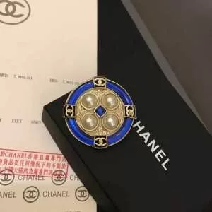 《2020年》今、注目のストリート シャネル CHANEL ブローチ 人気夏ファションおすすめ