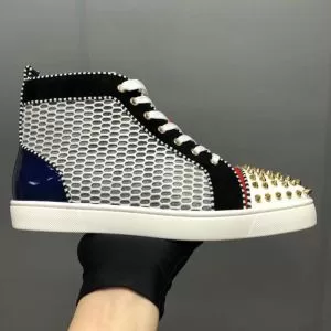 注目美品 スパイク クリスチャンルブタン Christian Louboutin スニーカー、靴 ファッショニスタ愛用