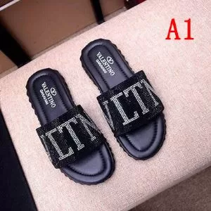 ヴァレンティノ VALENTINO 春夏らしい爽やかさ サンダル 春夏大人カジュアル 2色可選 目を引く春夏トップス