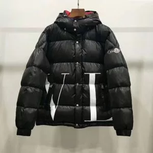 圧倒的人気新着 モンクレール MONCLER 2020年人気満々のブランド ダウンジャケット メンズ