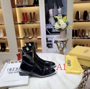 2020秋冬人気色おすすめ レザーブーツ 多色可選 フェンディ秋トレンドの新定番 FENDI 人気ブランドの新作秋冬トレンド