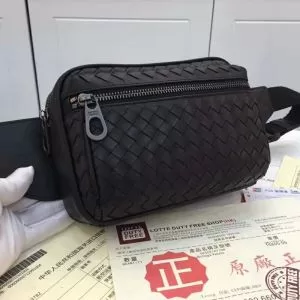 ショルダーバッグ 大人カジュアル夏ファッション2020 ボッテガ ヴェネタ BOTTEGA VENETA お洒落トレンド人気