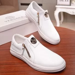 20新作です ヴェルサーチ2色可選 VERSACE ストリート系に大人気 スニーカー デザインお洒落