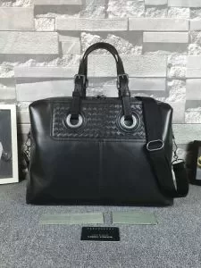 ハンドバッグ 風合いが出る ボッテガ ヴェネタ BOTTEGA VENETA 2020春夏新作
