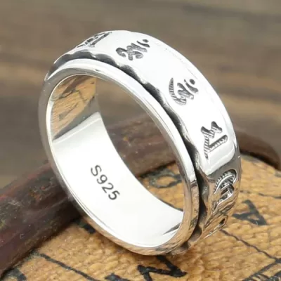 個性的なデザイン 2020 クロムハーツ CHROME HEARTS シルバー925 指輪