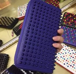 2020春夏 激安 ブランド　欧米韓流雑誌 クリスチャンルブタン Christian Louboutin 財布 最高ランク