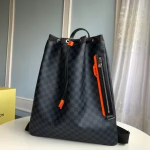 リュック【2020秋冬】今きてる最先端ブランド ルイ ヴィトン 現在流行中のおすすめ人気 LOUIS VUITTON 人気ブランドの新作秋冬トレンド