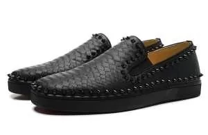 抜群の高級感Christian Louboutinクリスチャンルブタン　足元に上品なスニーカー