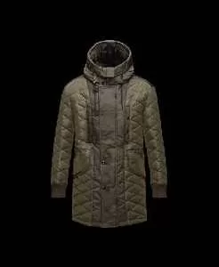 希少 2020秋冬 MONCLER モンクレール ダウンジャケット 寒い季節にピッタリの一枚