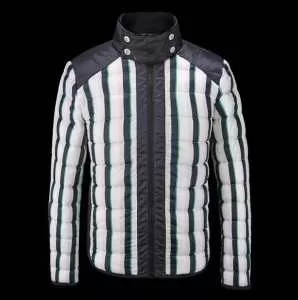 2020秋冬 MONCLER モンクレール 入手困難 ダウンジャケット 防風効果いい