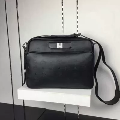 セール中エムシーエム コピー MCM ショルダーバッグ 2020