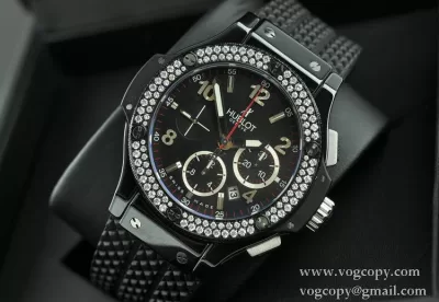 スイスムーブメンノ7750 Hublot ウブロ メンズ腕時計 自動巻き 6針 ダイヤベゼル セラミック 445MM ラバー BALCK