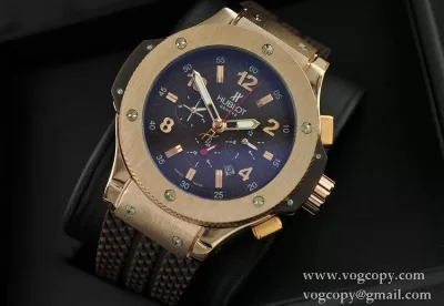 Hublotウブロ メンズ腕時計 自動巻き 6針クロノグラフ 日付表示 ラバー 4602mm サファイヤクリスタル風防 ゴールド