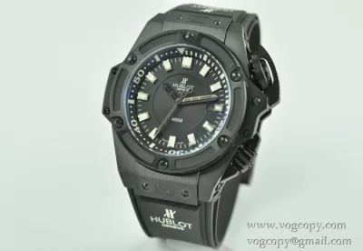 Hublotウブロ メンズ腕時計 自動巻き 3針クロノグラフ 日付表示 52MM ラバー サファイヤクリスタル風防 BLACK