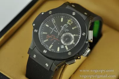 Hublotウブロ メンズ腕時計 日本製クオーツ 6針クロノグラフ 日付表示 ラバー 47MM ブラック