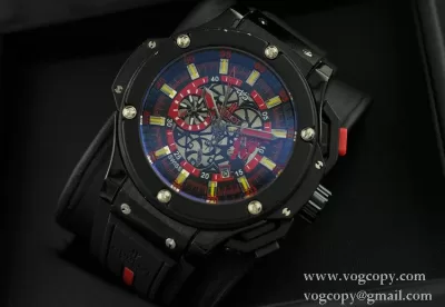 自動巻き Hublotウブロ メンズ腕時計 6針クロノグラフ 日付表示 ラバー 4529mm サファイヤクリスタル風防