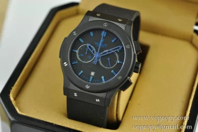 Hublotウブロ メンズ腕時計 日本製クオーツ 5針クロノグラフ 日付表示 ラバー 44MM BLACK