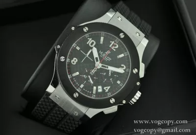 Hublotウブロ メンズ腕時計 日本製クオーツVK クロノグラフ 日付表示 サファイヤクリスタル風防 ラバー