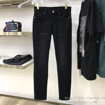 コレクション ジーンズ クロムハーツ CHROME HEARTS 注目度が上昇中
