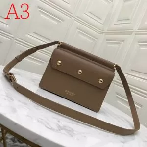 多色可選 有名ブランドです レディースバッグ バーバリー 着こなしを楽しむ BURBERRY 争奪戦必至