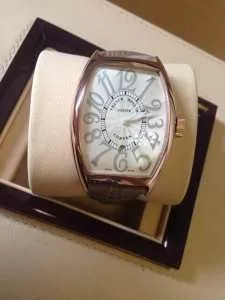プレゼントに FRANCK MULLER フランクミュラースーパーコピー 人気腕時計
