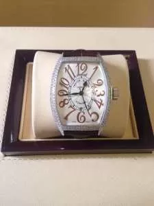 お買得 FRANCK MULLER フランクミュラーコピー 素敵な腕時計