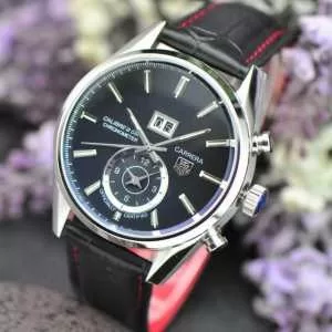 圧倒的な存在感を放つTAG HEUER タグホイヤー 腕時計