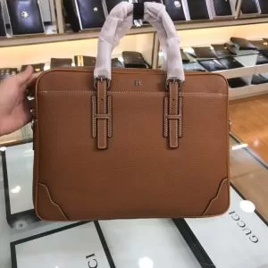 エルメス この時期の一番人気は HERMES ビジネスバッグ 2020モデル