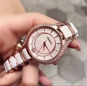高品質な シャネル CHANEL2020秋冬の定番新品到来女性用腕時計 2色可選売上ランキング1位