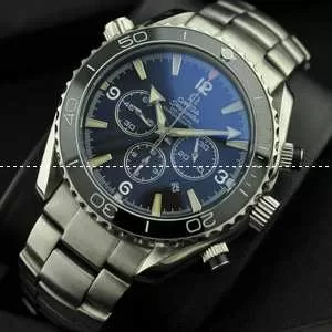日本製クオーツ　6針クロノグラフ OMEGA オメガ メンズ腕時計 日付表示 月付表示 4345mm