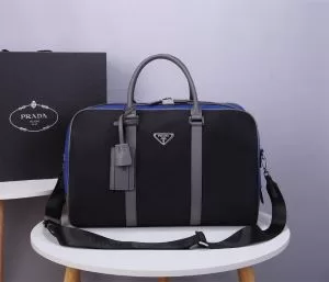 安心安全人気通販 プラダ PRADA 20新作です ショルダーバッグ デザインお洒落