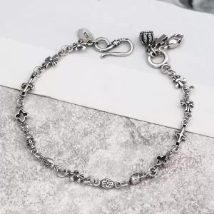 クロムハーツ CHROME HEARTS ブラッシュアップして華やかに ブレスレット 品のよさを感じさ