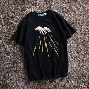１着は持つべき OffWhite高級感が漂う オフホワイト半袖Tシャツ上品でファッション