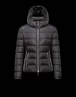 高級感溢れる 2020秋冬 MONCLER モンクレール今季注目の ダウンジャケット