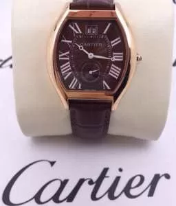 抜群の雰囲気が作れる2020秋冬 CARTIER カルティエ 腕時計